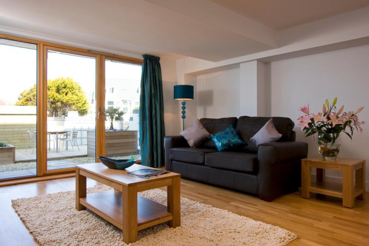 Fistral Beach Garden Apartment 3 New Quay Kültér fotó